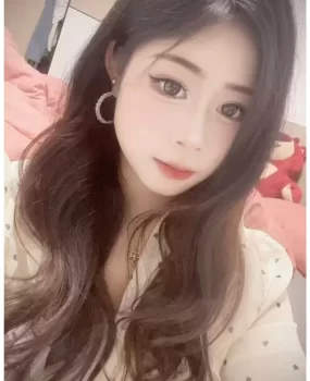 东莞长安年轻嫩妹