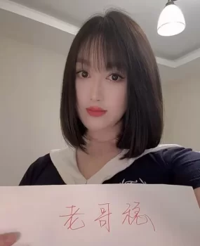 浦东新区妩媚学生妹欣悦