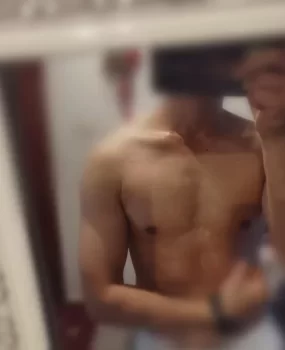 成都男模可以一试