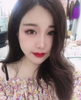 重庆兼职小妹身材性感火辣