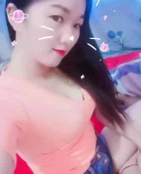 前凸后翘90后